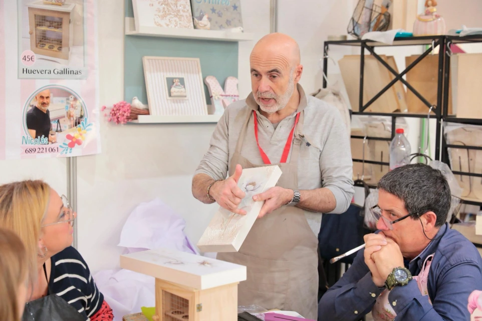 Taller de costura creativa y labores en Crearte Granada DIY
